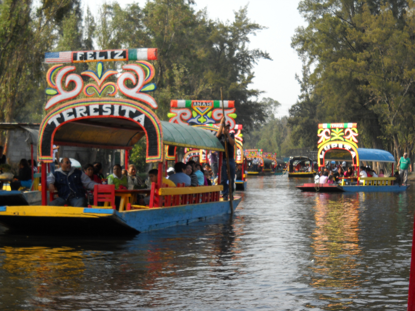 CANALES DE XOCHIMILCO, MEXICO