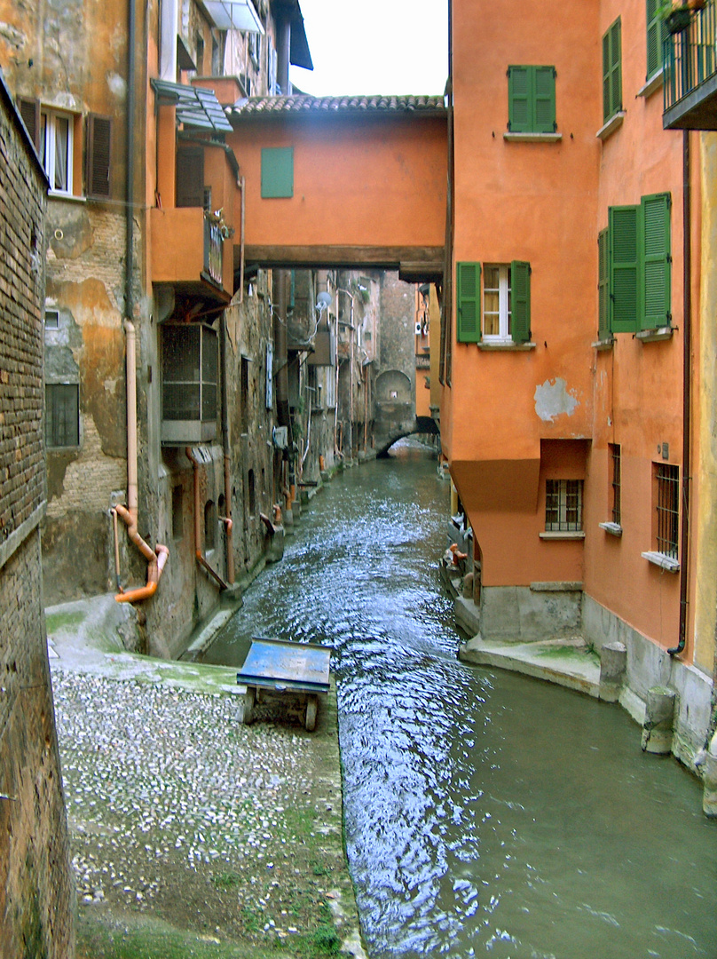 Canali di Bologna Italy