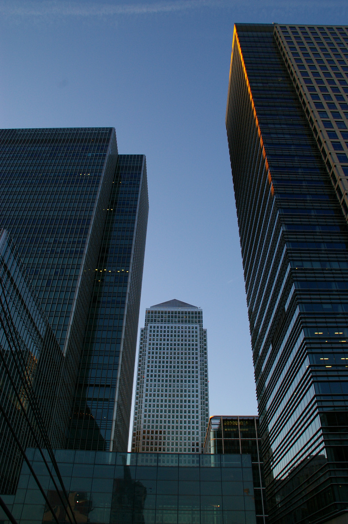 Canary Warf mit Sonnenuntergangsspiegelung