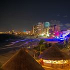 Cancun in der Nacht.