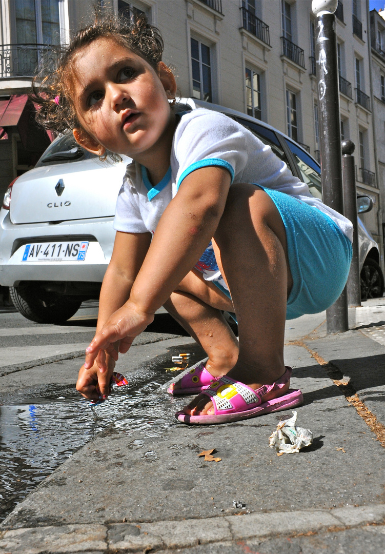 CANICULE SUR PARIS AOUT 2012.