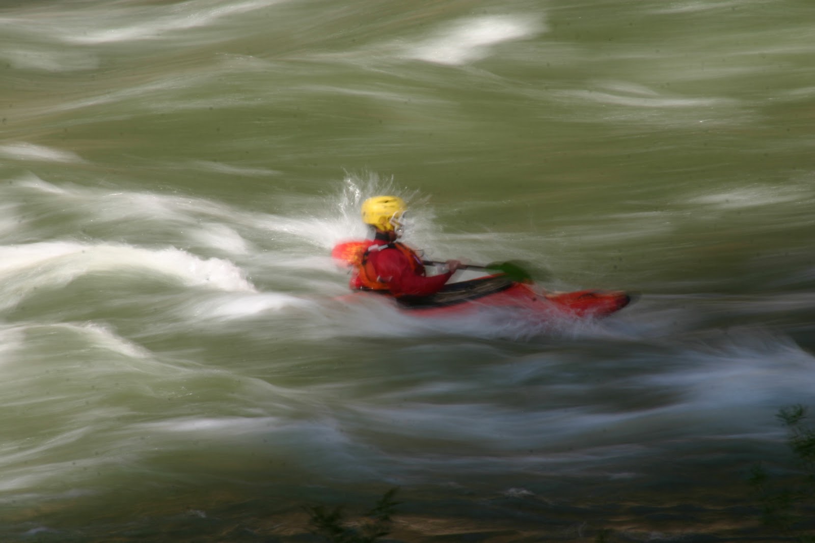 Canoa en La Foz de Lumbier (Navarra)