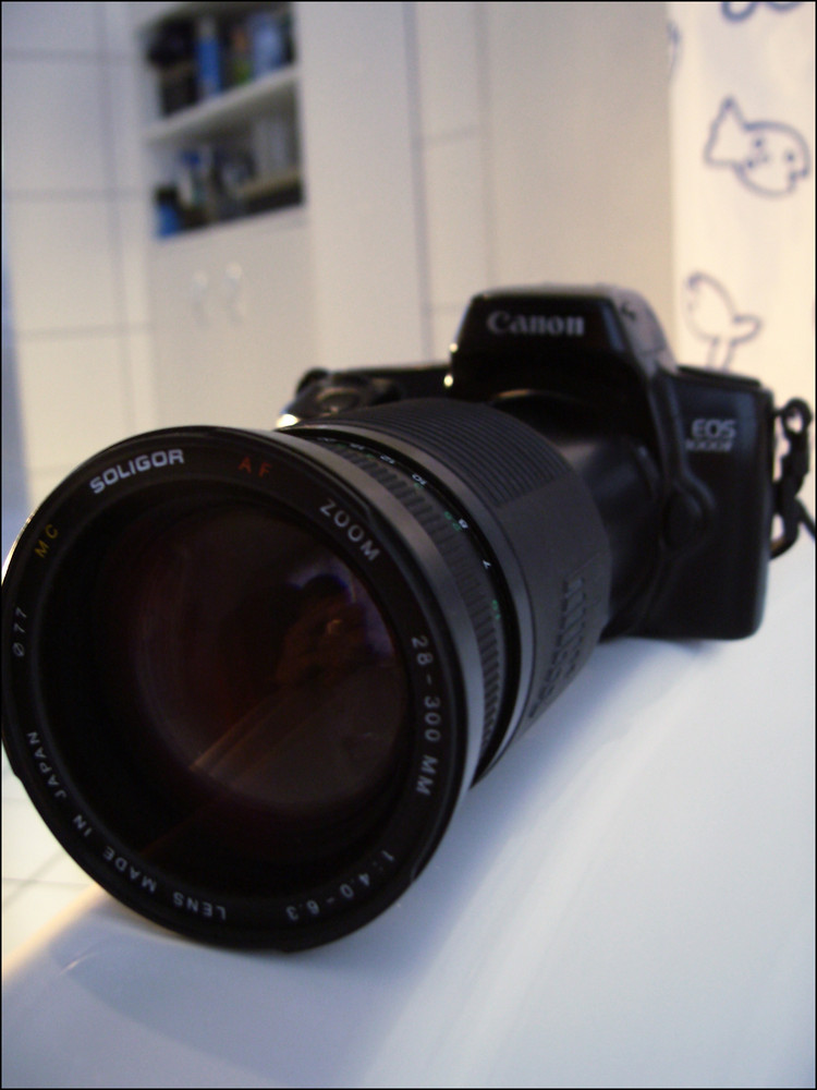 canon eos 1000F