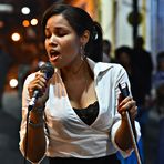 cantante en la calle 03