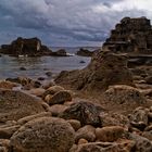 cantera de piedra junto al mar