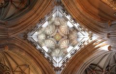 Canterbury Cathedral, Vierungsturm