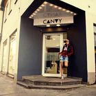 Canvy-Girl