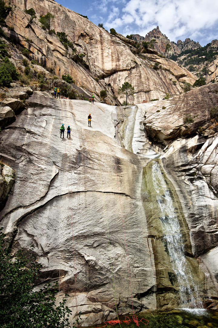  Canyoning, Freizeit im korsischen Gebirge