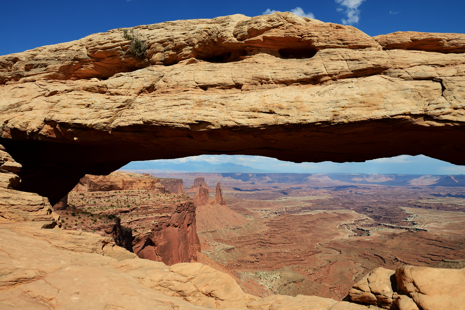 Canyonlands NP: Mesa Arch