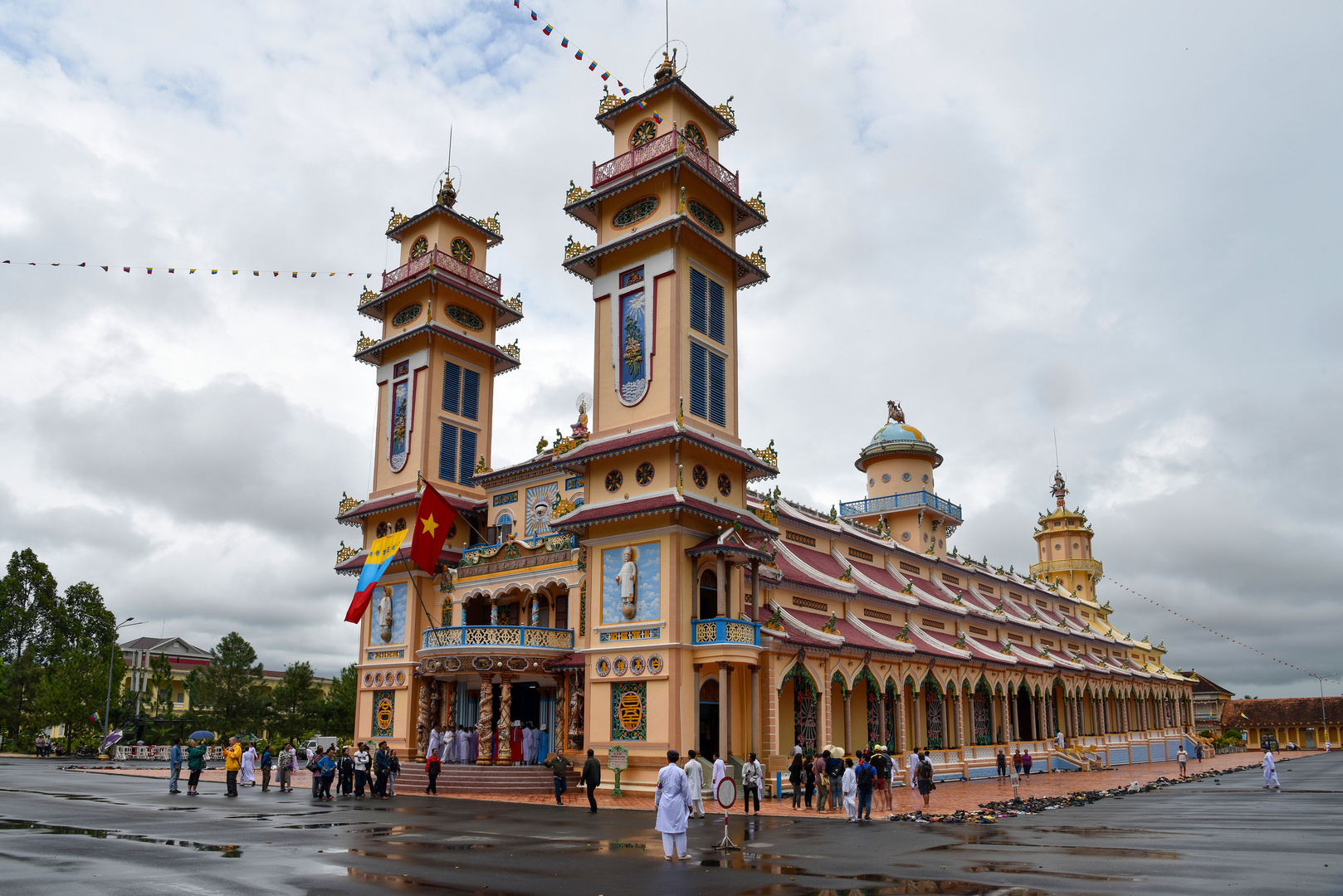 Cao Dai Tempel in Tay Ninh 01