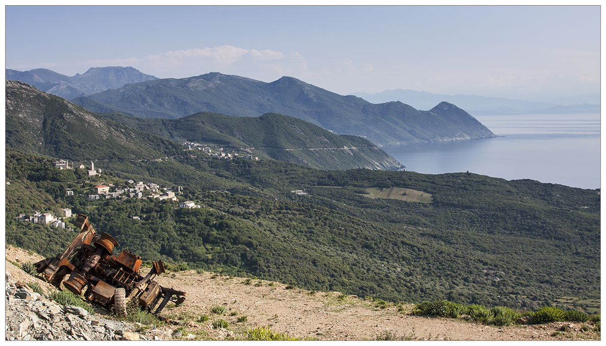 Cap Corse mit typischem Vordergrund