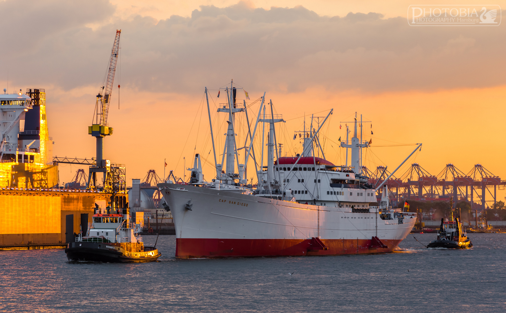 Cap San Diego im Goldenen Licht