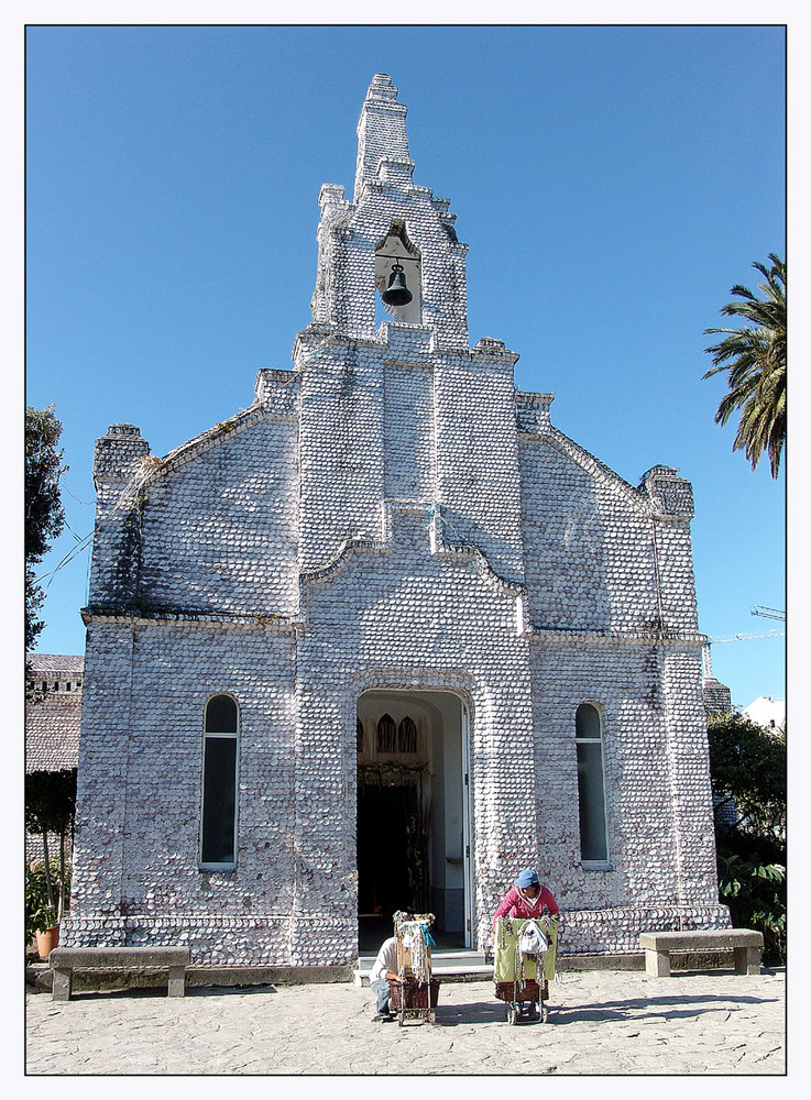 Capilla de las conchas -isla a toxa