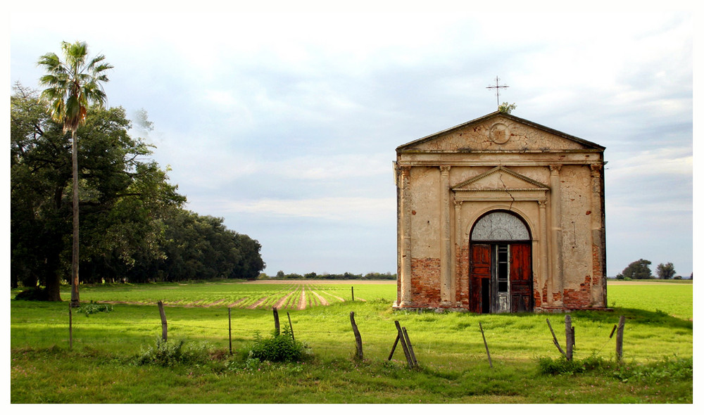 Capilla en Santa Rosa de Calchines