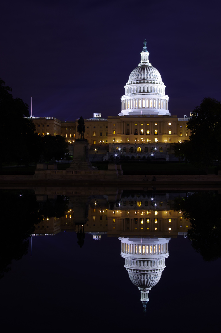 Capitol bei Nacht