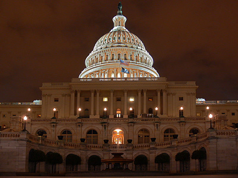 Capitol bei Nacht