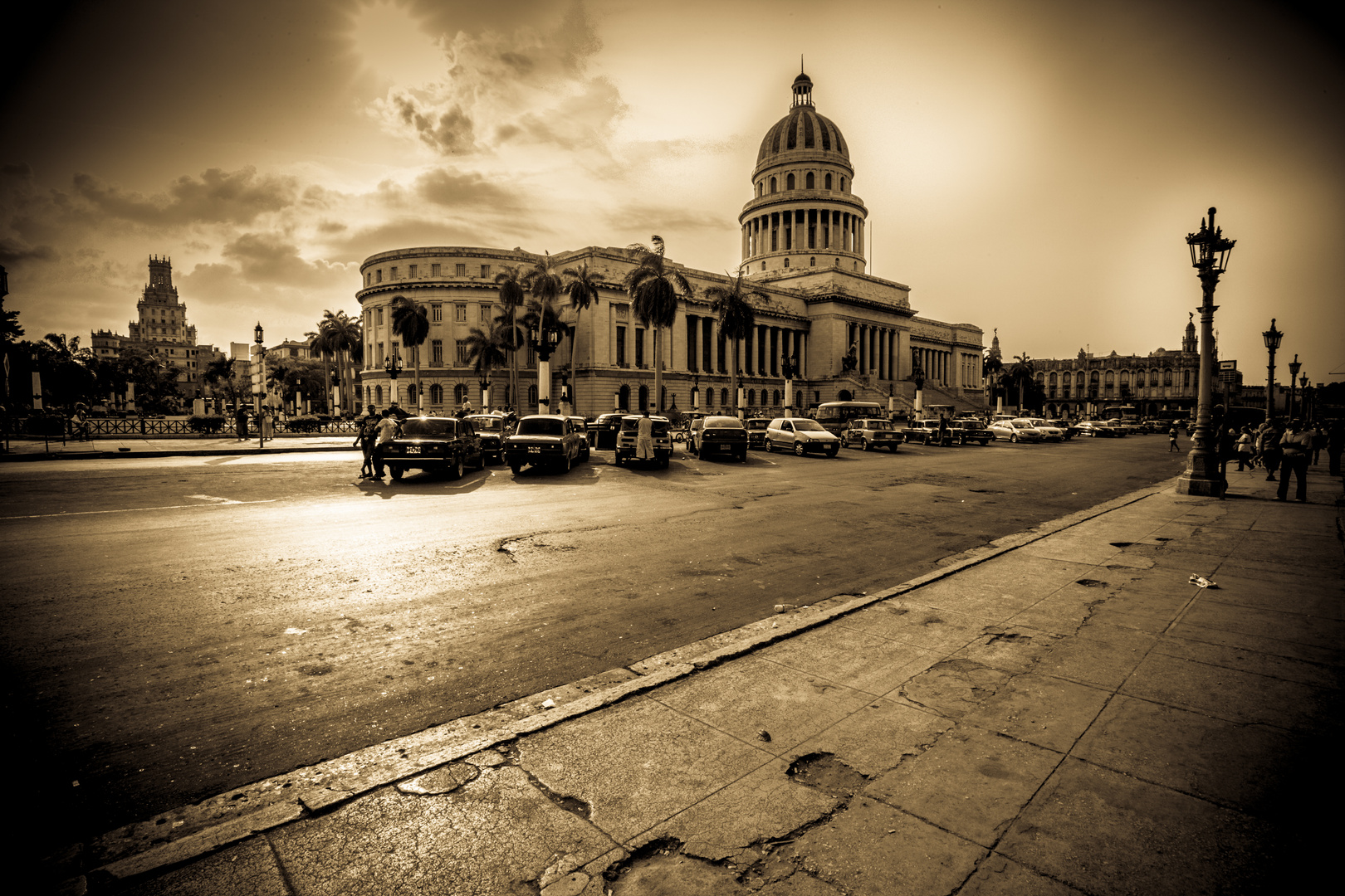 Capitol in Havanna sepia