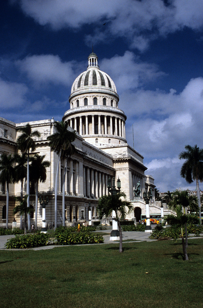 Capitol - Kuba (2002)