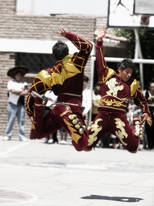 caporales jump