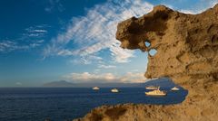 CAPRI - La testa del dinosauro - Bagni di Tiberio