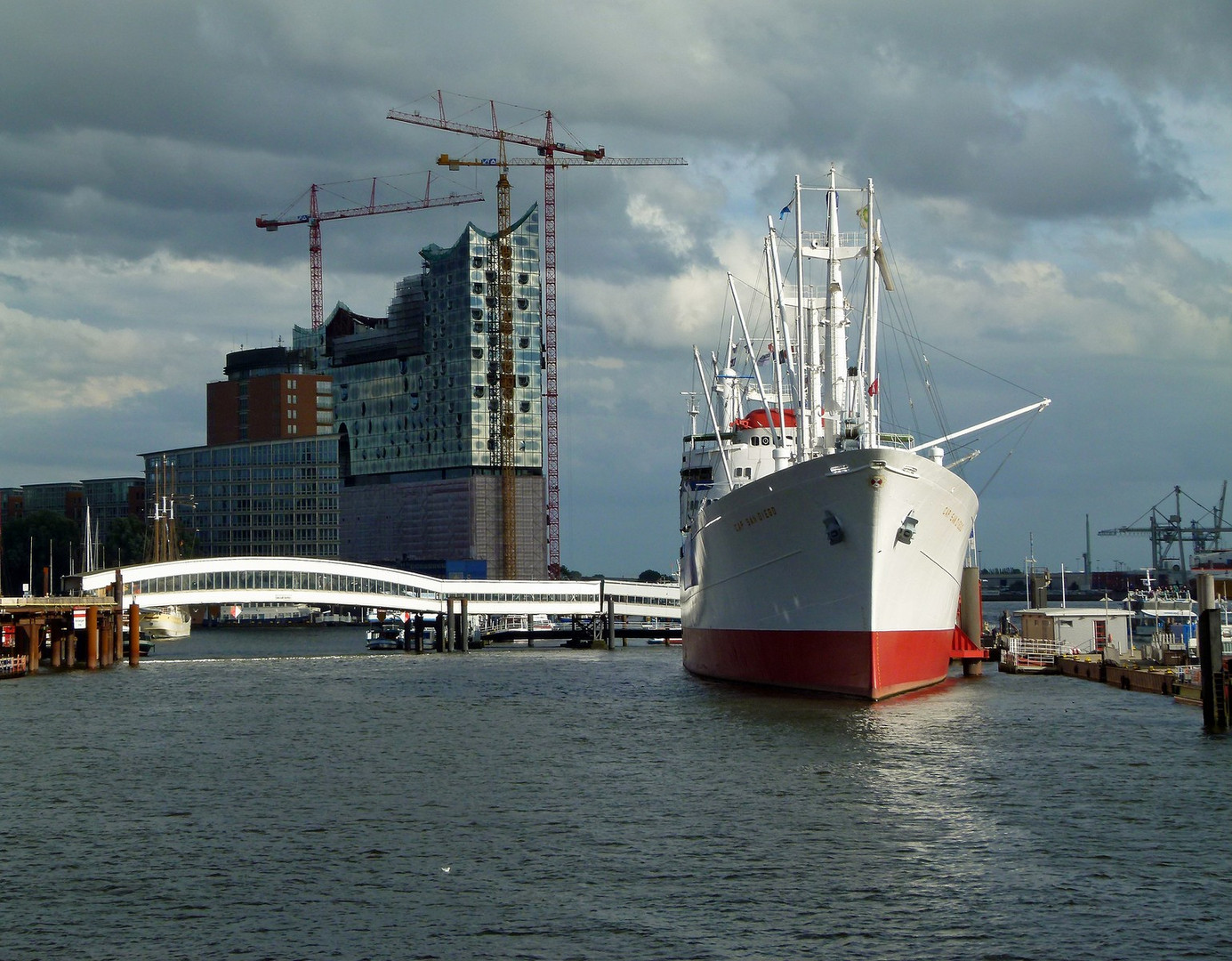 CapSanDiego-Elbphilharmonie