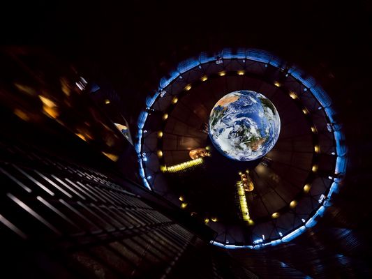 "Captain Kirk an Brücke"