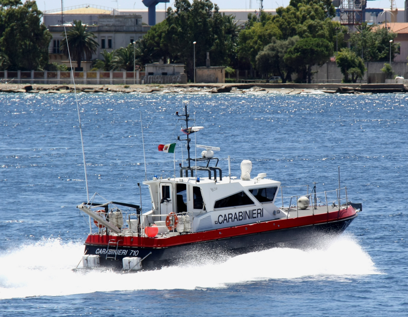 Carabinieri 710