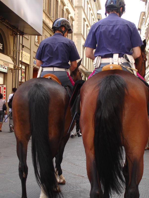 Carabinieri unterwegs in Firenze