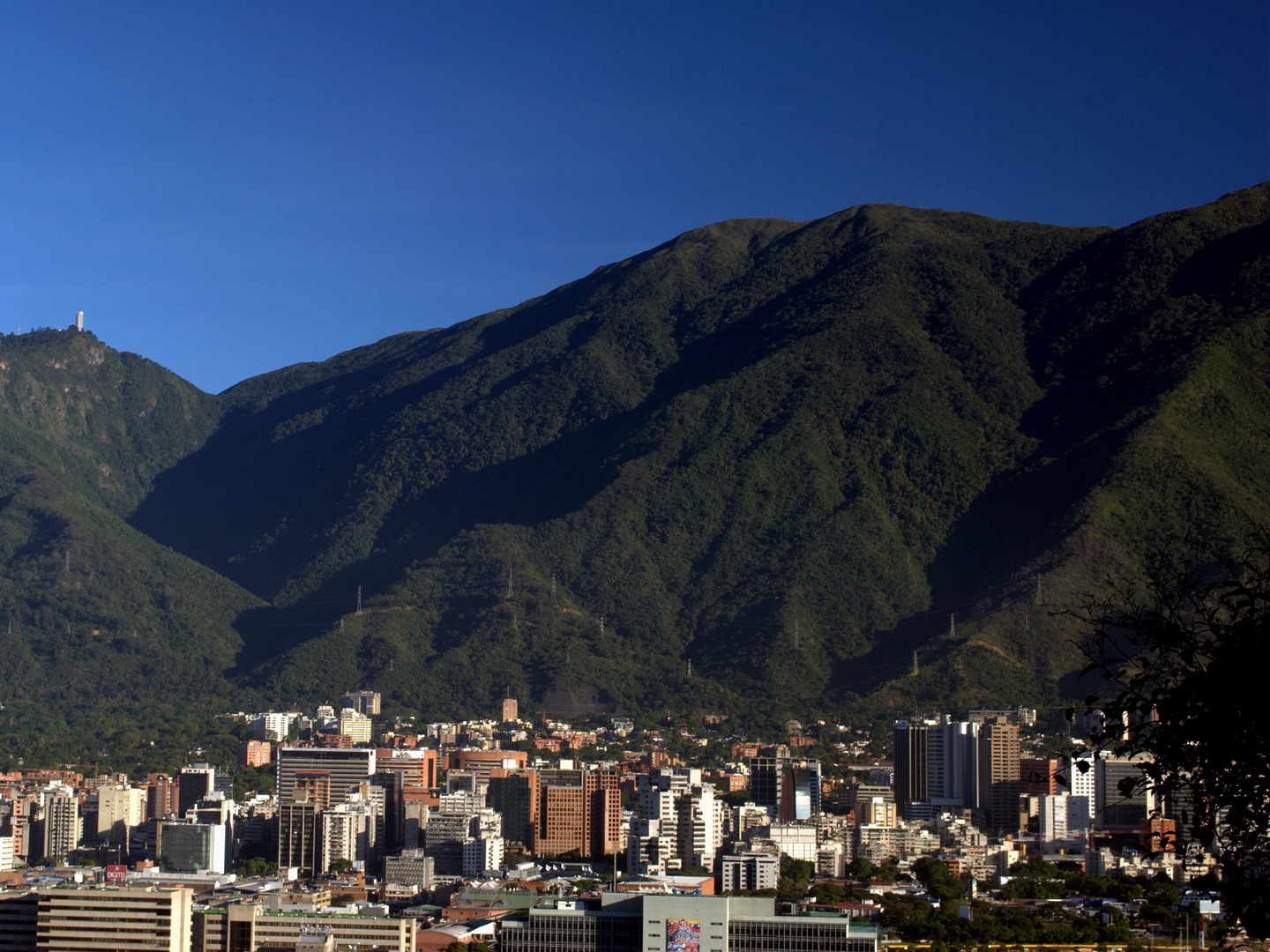 Caracas, vista al cerro El Avila