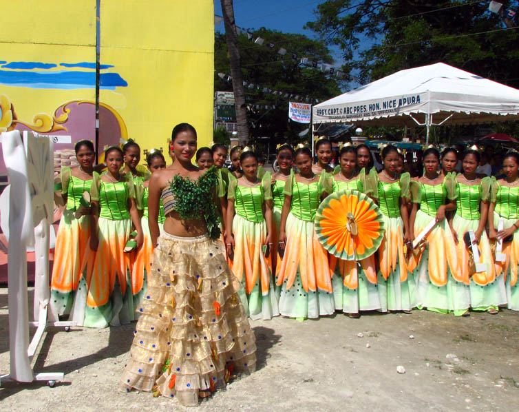 carcar's dancing girls