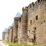 Carcassonne ist eine Grenzfestung zwischen Frankreich und Aragon.