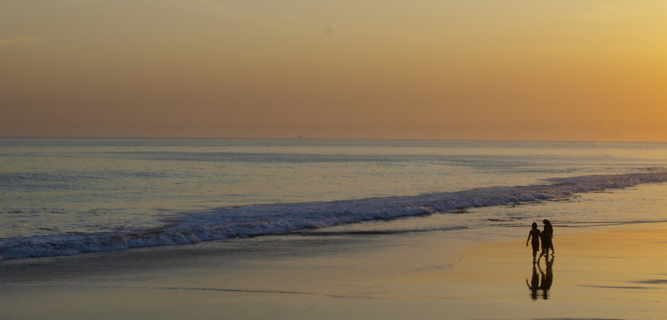 Carcavelos Beach