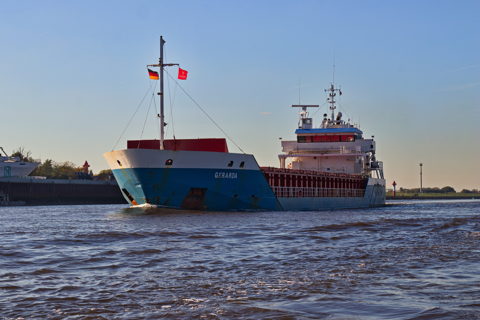 Cargo Gerarda auf der Unterweser