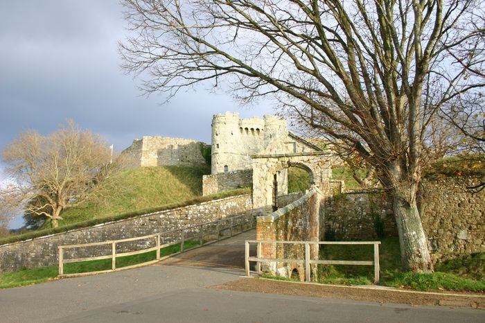 carisbrooke castle