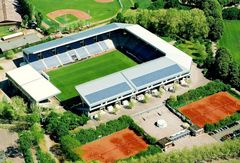 carl benz stadion mannheim ,mit solardach