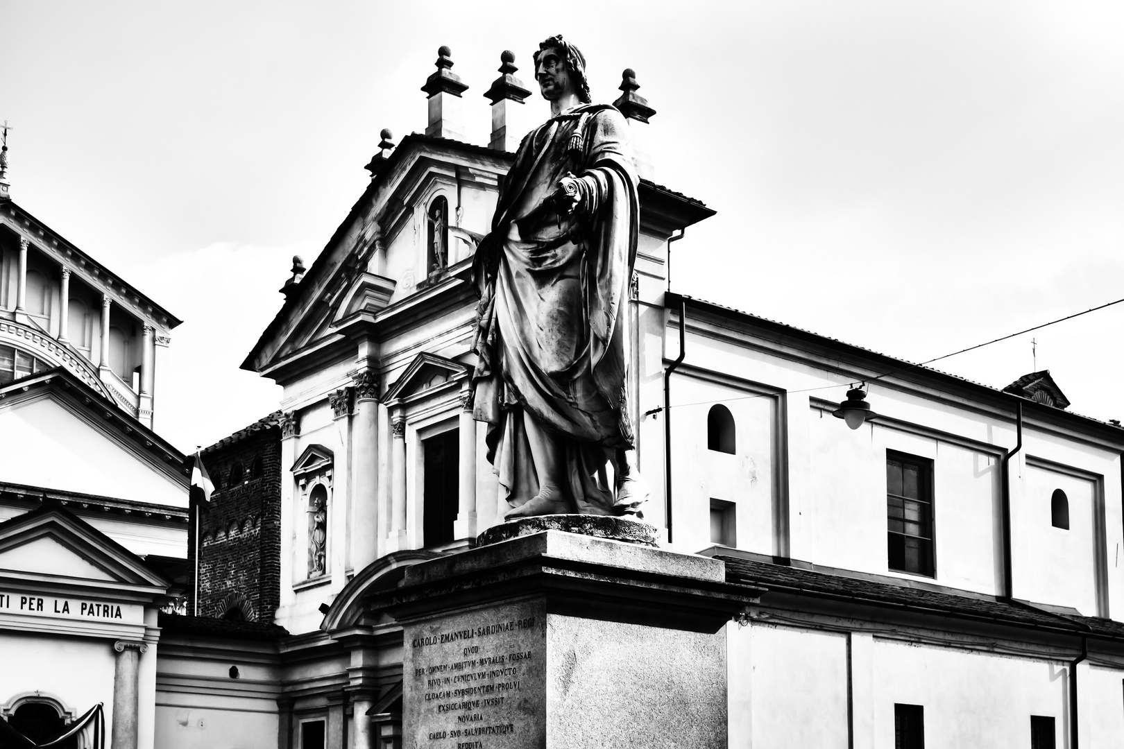 Carlo Emanuele III, piazza Puccini, Novara