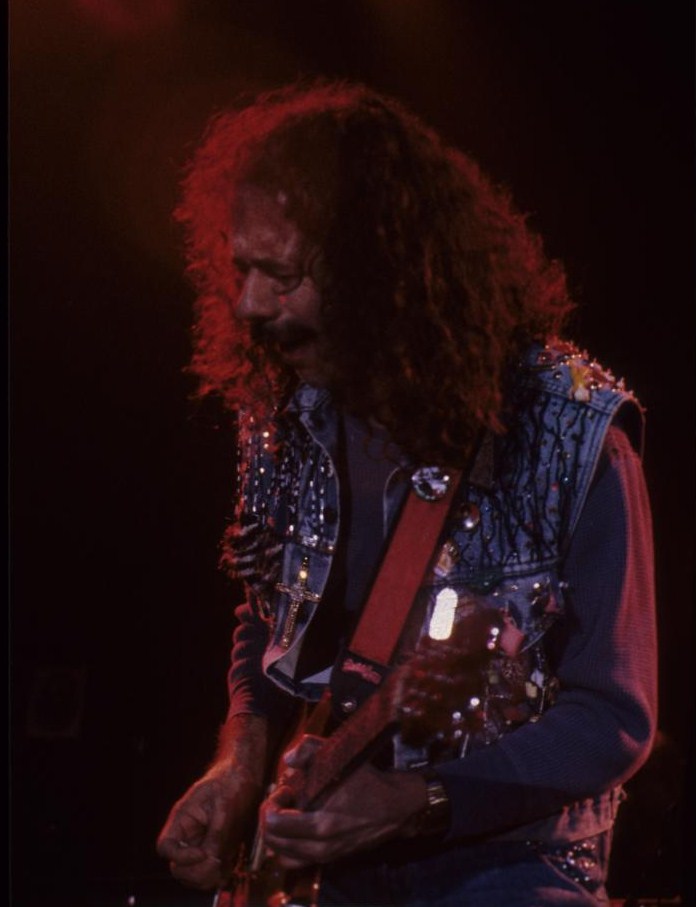 Carlos Santana2