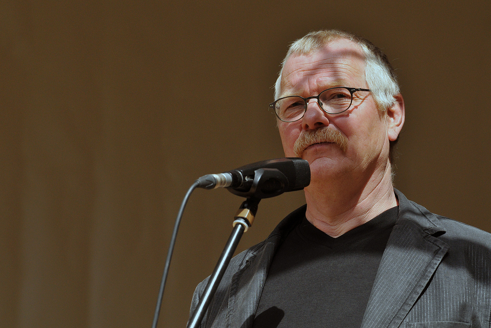 „Carlow rockt“ gegen Flüchtlingselend; Pastor Bernhard Kähler