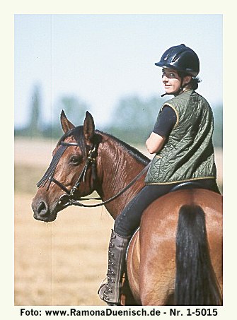 Carmen und ihr spanischer Mustang