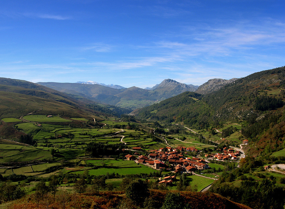 CARMONA (Cantabria)