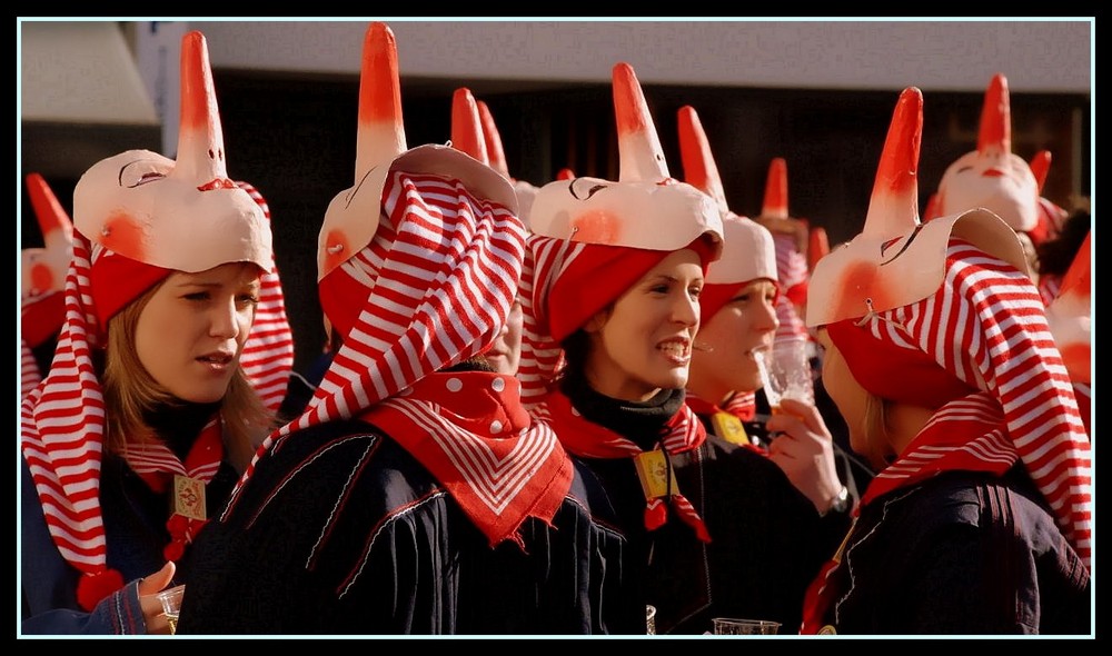 CARNAVAL - Les "Longs nez"