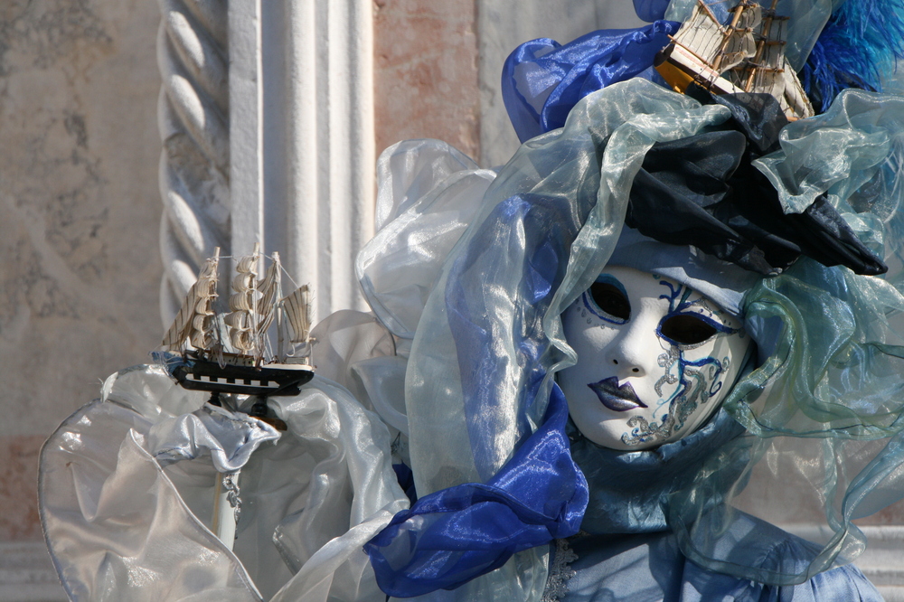 Carnevale di Venezia 2012 in blau