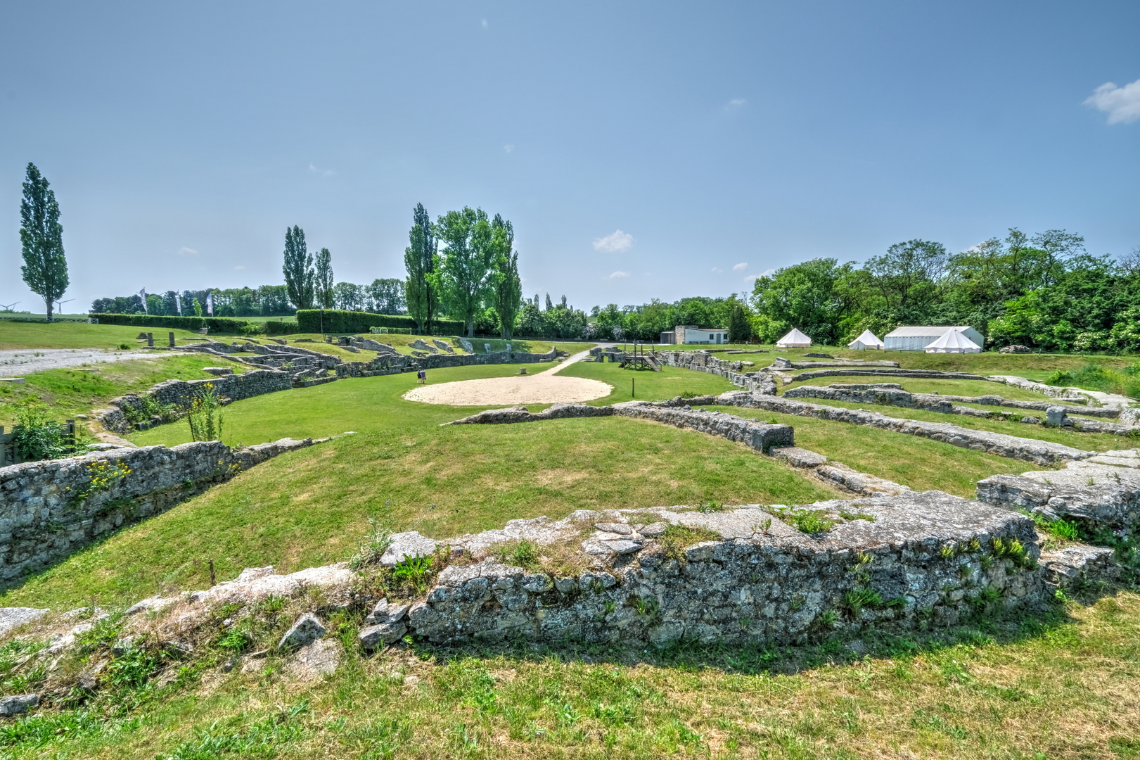 ... Carnuntum - Amphitheater - Militärstadt ...