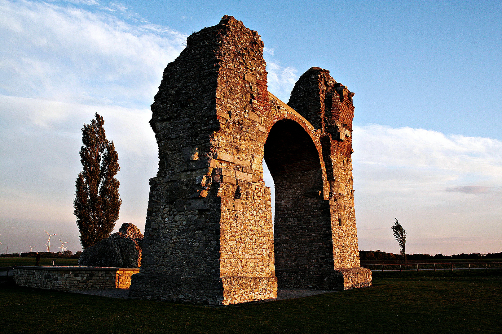 Carnuntum - Heidentor