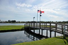 Carolina Lake Bridge