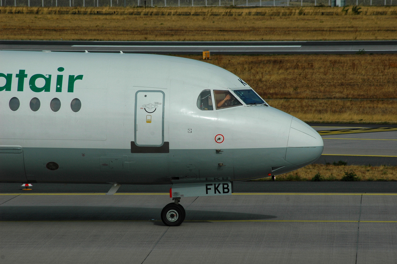 Carpatair Fokker 70 fährt vorbei :)