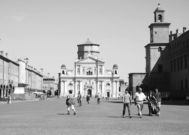 Carpi - martiri della libertà square