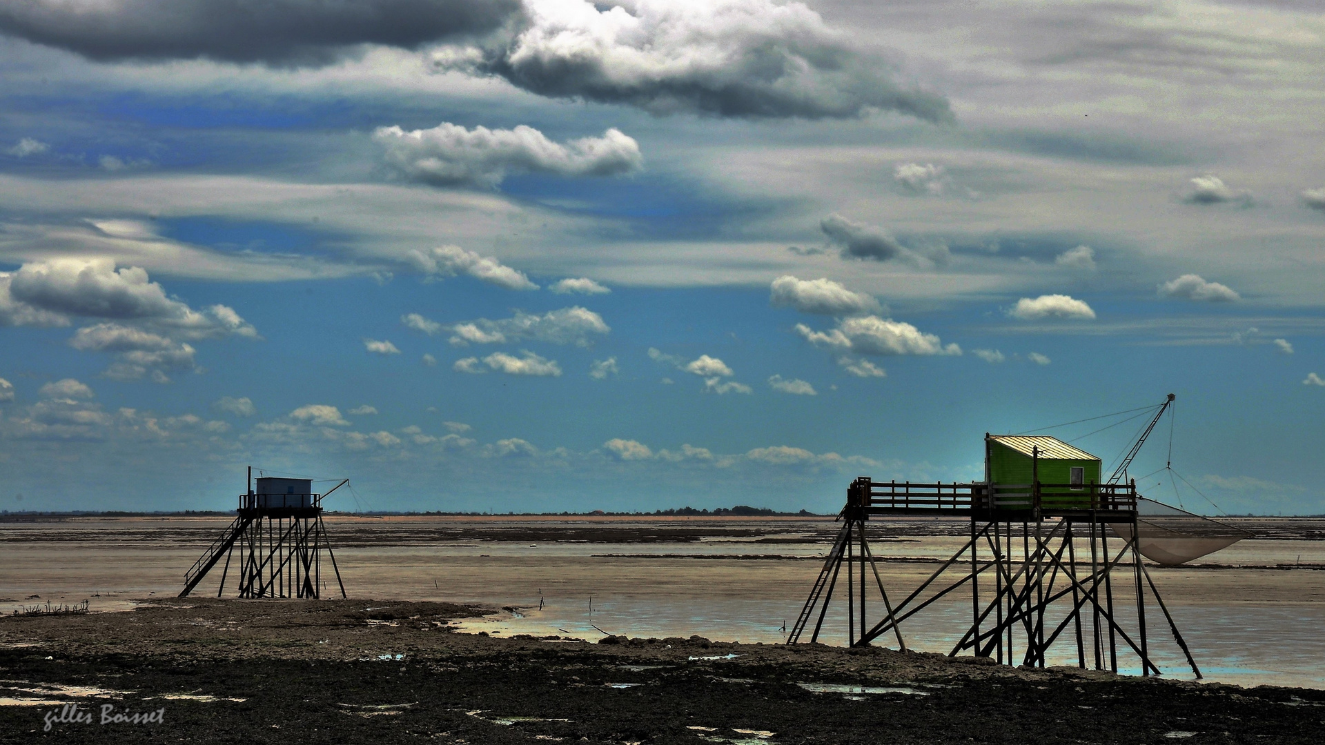 Carrelets sous un Ciel de Cumulus 