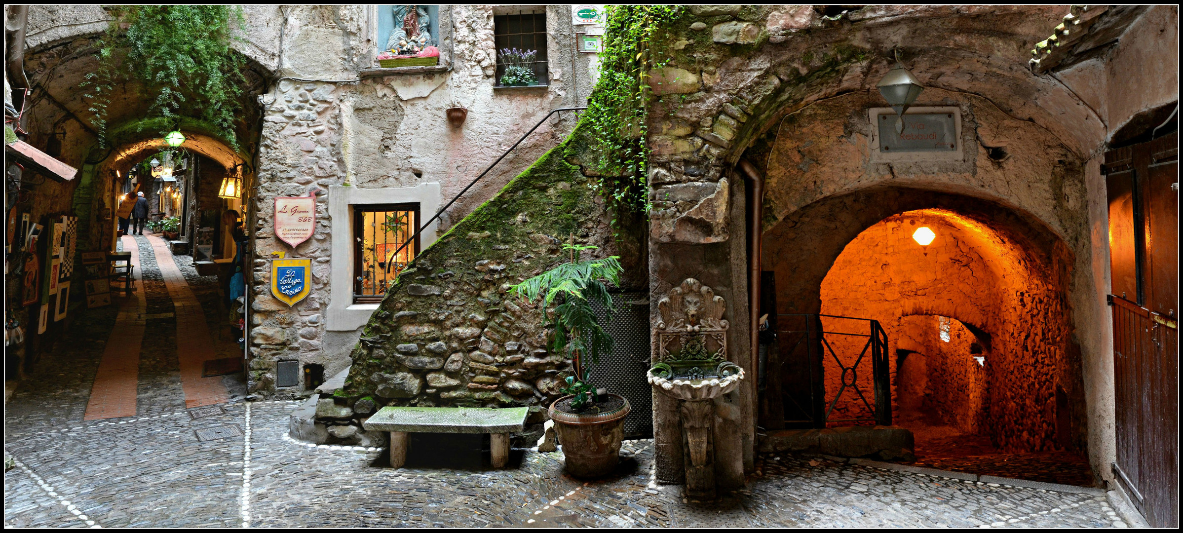 Carrugi a Dolceacqua (IM)