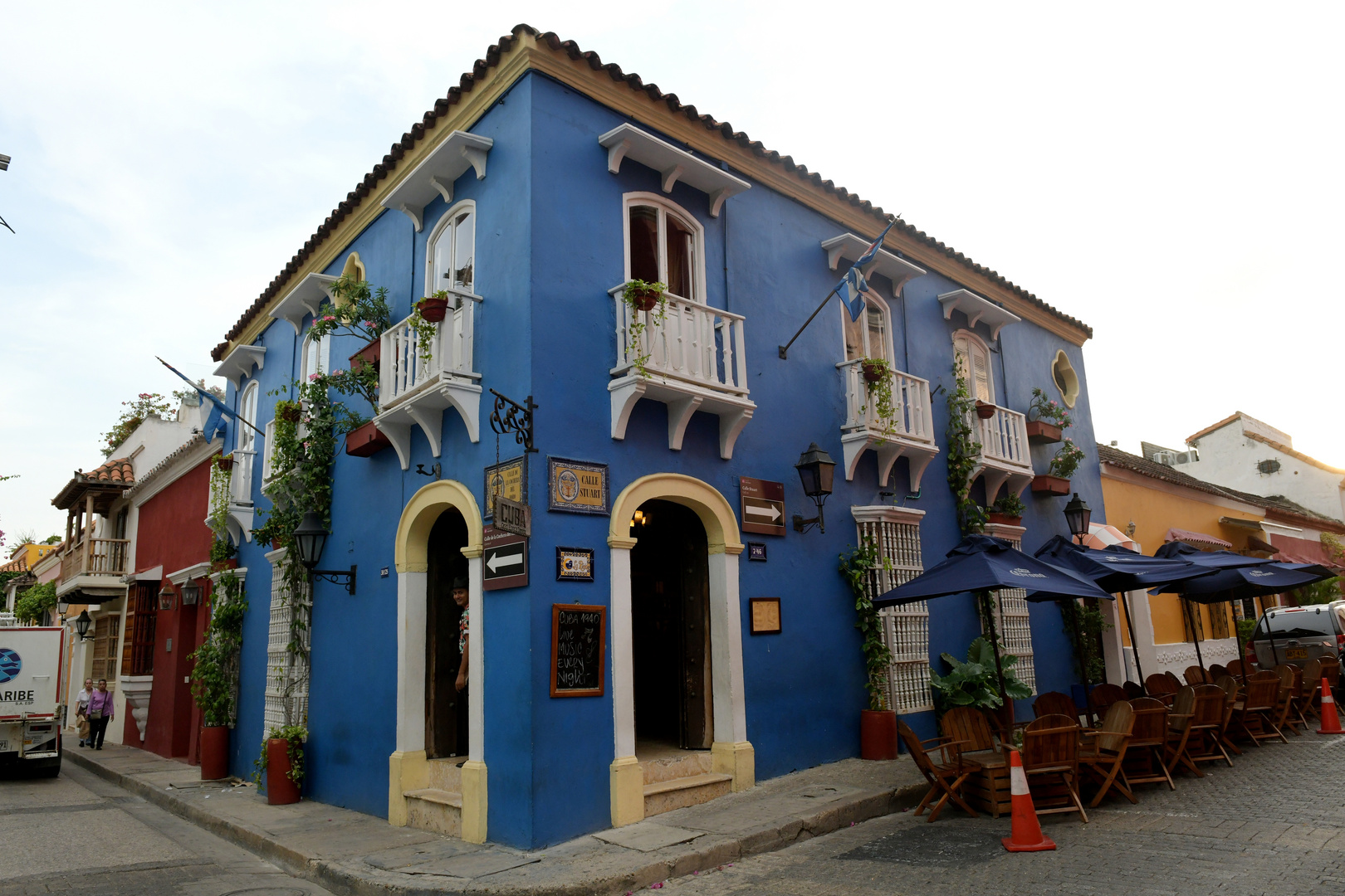 Cartagena 16, Blaues Haus